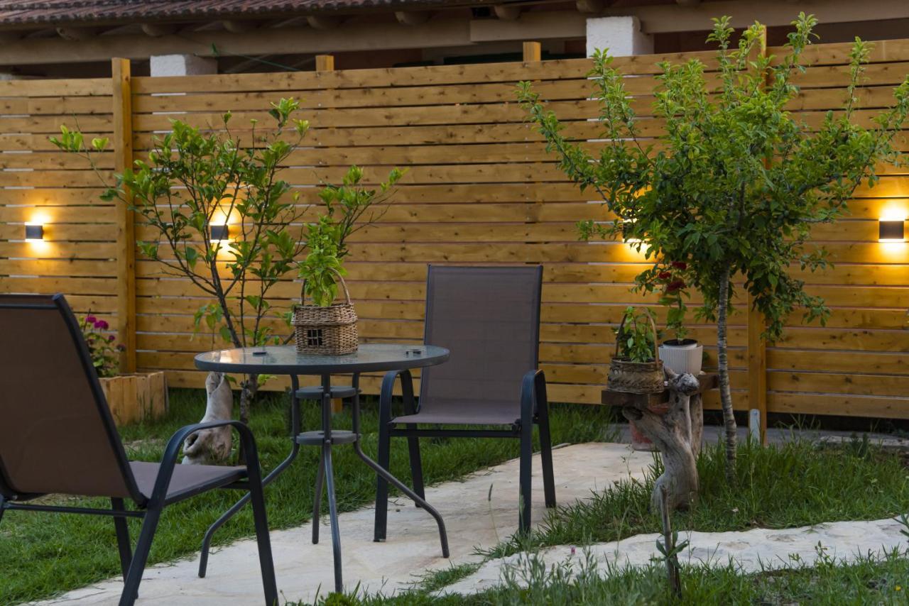 Burnelia Vacation House Lefkimmi  Exterior photo